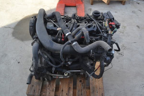 Motor Completo Volvo 2.4 D5 D5244T8 121,000 km usado 10
