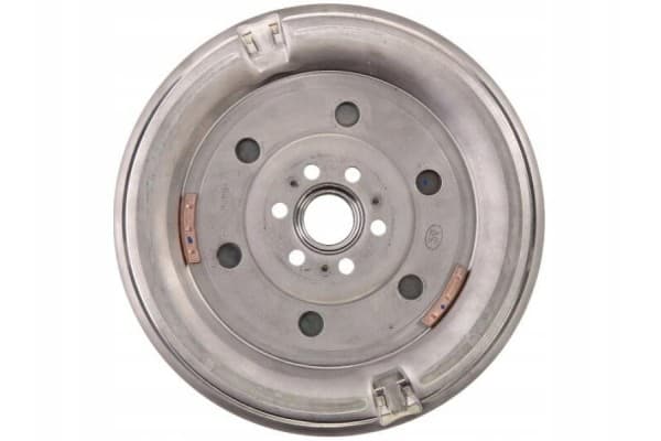Volante bimasa Schaeffler LuK 415 0667 10 usado 4