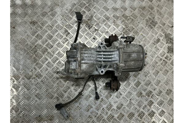 Diferencial trasero Nissan Rogue 383004BF0A usado