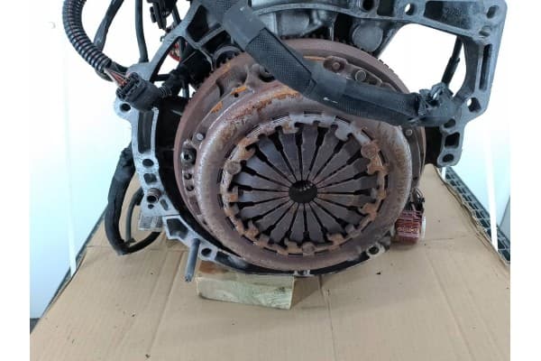Motor Peugeot 208 HM01 10B217 1.2 Vti usado 3