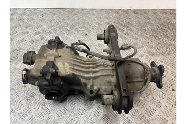 Puente Trasero Renault Koleos 2.0 DCI usado 4