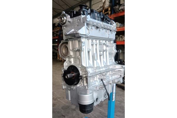 Motor Volvo XC60 D4204T5 tras regeneración usado 7