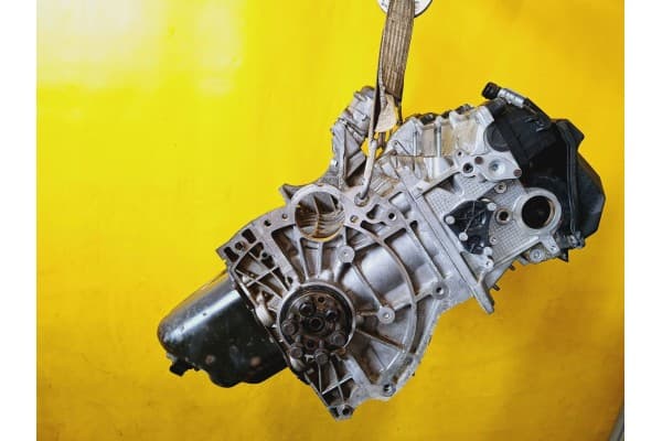 Motor BMW E46 2.0 Gasolina Código 75163280AAB usado 4