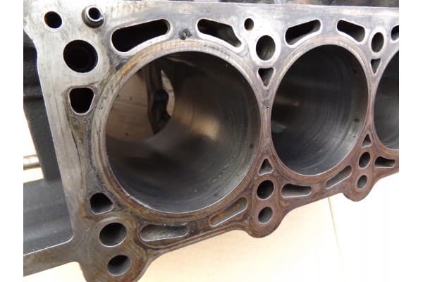 Bloque Audi Q7 3.0 TDI Bug Bdb en Buen Estado usado 5