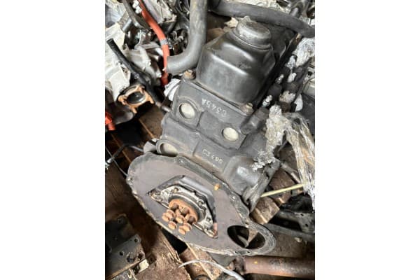 Motor Nissan Terrano II 2.7 TI TD27H Posterior usado 6