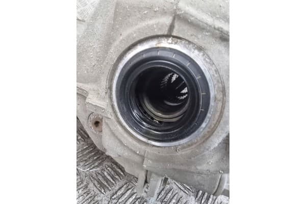 Diferencial Trasero Jaguar F-Pace HK834A213FE usado 6