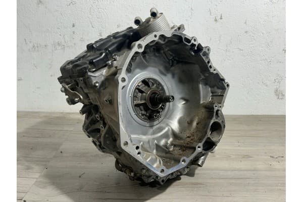 Caja de cambios BMW X1 F48 usado