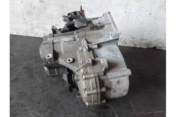 Caja de Cambios Lpr 4X4 2.0 TDI Audi A3 8P usado 8