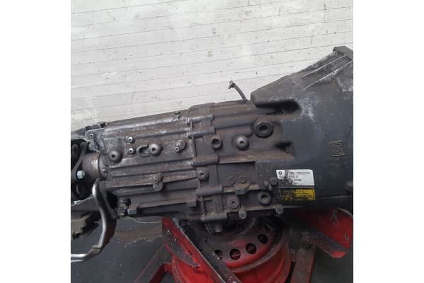Caja de Cambios Manual BMW E60 7522205 3.0 D usado 3