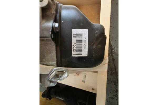 Transmisión Nissan Micra 1.0 Tce JR5 304017773R usado 4
