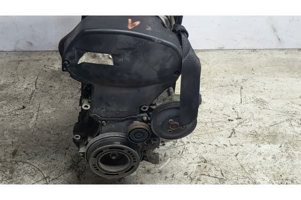 Motor Opel 1.6 16V Z16XEP Sin Accesorios usado 2