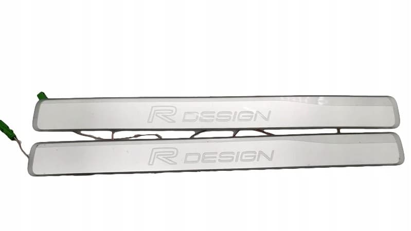 Umbrales iluminados R-Design para Volvo XC90 II nuevo
