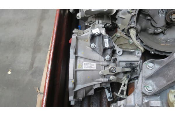 Transmisión Manual Ford Puma MK2 1.0 Hybrid usado