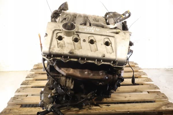 Motor Audi A6 C5 4.2 299CV Código Bas usado 5