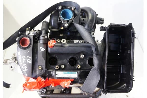 Motor Toyota Yaris II 1.0 1KR sin EGR usado 4