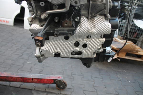 Motor Completo Audi 2.0 TDI Dez 9,000 km usado 7