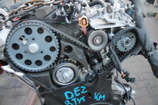 Motor Completo Audi 2.0 TDI Dez 9,000 km usado 10