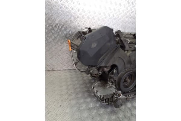 Motor de gasolina Audi A6 C5 2.4 Arj 165 KM usado 4