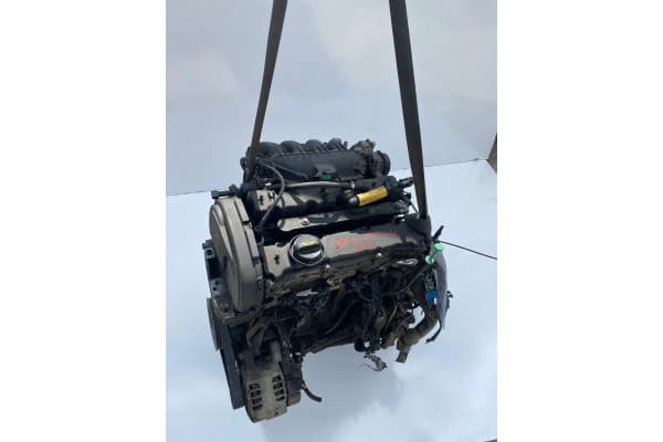 Motor Completo Peugeot Citroën 1.4 16V Kfu usado 2