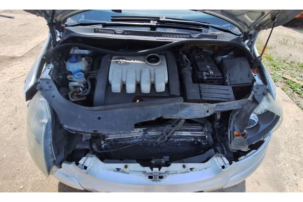 Motor VW Golf V Plus 1.9 TDI Bkc 105 CV usado