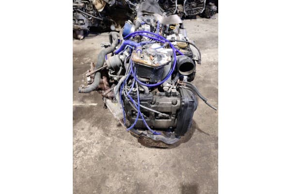 Motor completo Subaru Event GC8 EJ205 usado 4