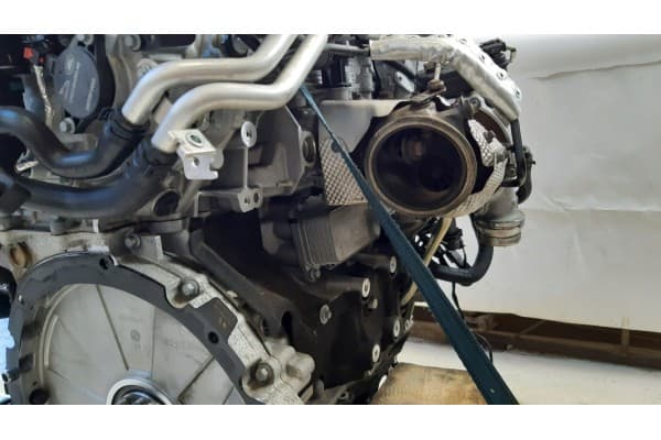 Motor 2.0 Si4 para Range Rover Vogue L405 usado 11
