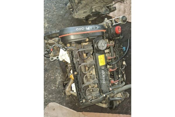 Complete engine Alfa Romeo 147 1.6 AR37203 usado 2