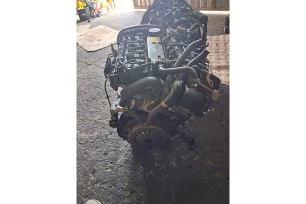 Complete engine Alfa Romeo 147 1.6 AR37203 usado 3