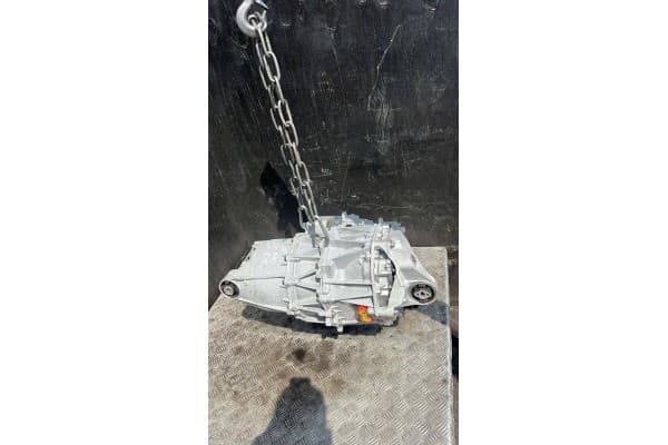 Motor completo Tesla Model Y 2022 158774000B usado