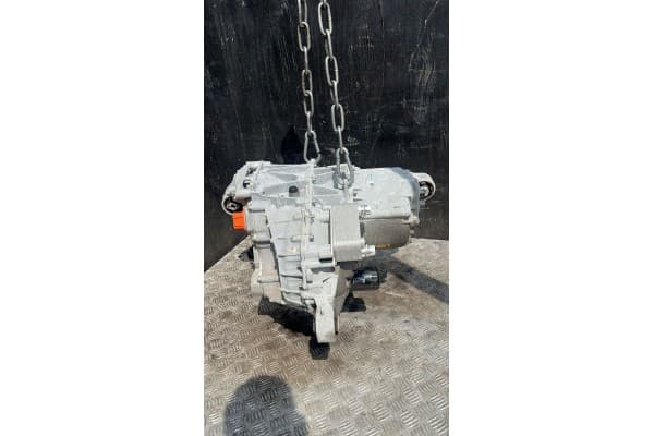 Motor completo Tesla Model Y 2022 158774000B usado 3