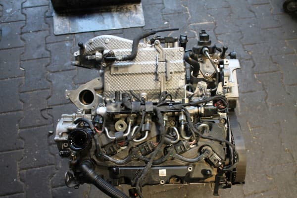 Motor Completo Turbo Dez 35,000 km usado