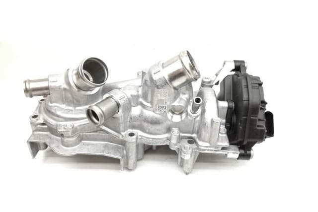 Bomba de Refrigerante Original Audi 05E121111AB nuevo