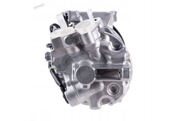 Compresor de aire acondicionado Denso DCP46024 usado 3
