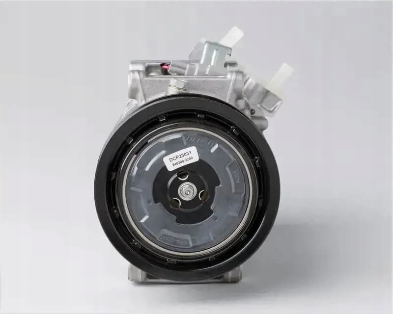 Compresor de aire acondicionado Denso DCP23031 nuevo