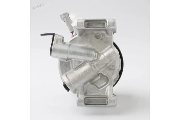 Compresor de Aire Acondicionado DCP50251 Denso usado 3