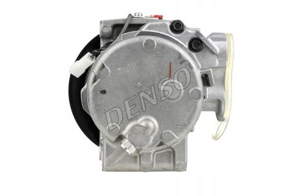 Compresor de aire acondicionado Denso DCP17186 usado 5
