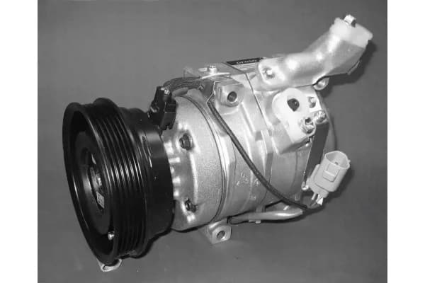 Compresor de aire acondicionado Denso DCP50032 usado