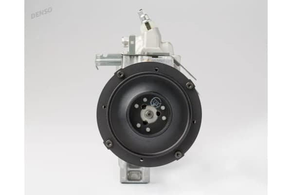 Compresor de aire acondicionado Denso DCP51003 usado 4