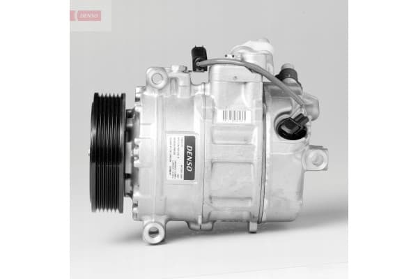 Compresor de aire acondicionado Denso DCP05079 usado 2