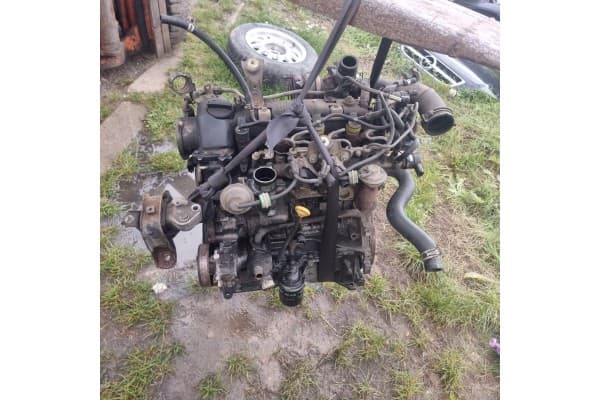 Motor Completo Toyota Yaris 1.4 D4D 2003 usado 5