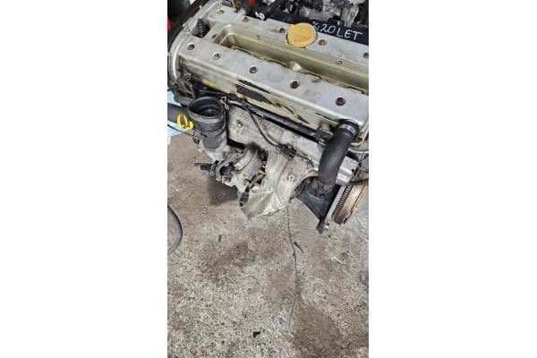Motor Zafira y Opc 2.0T Z20LET usado 2