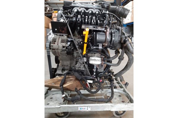 Motor Completo Audi A3 8L 1.6 8V Gasolina Avu usado 3