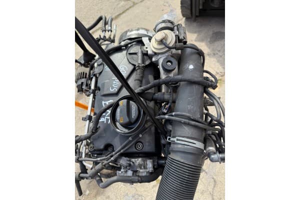 Motor Completo Golf V Plus 1.9 Bxe 2005 usado 6