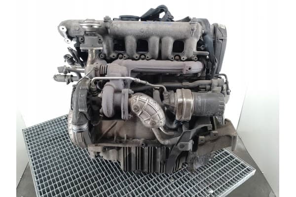 Motor Volvo V70 y D5252T 2.5 TDI usado 7