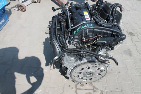 Motor Completo BMW 1.5 B38A15A usado