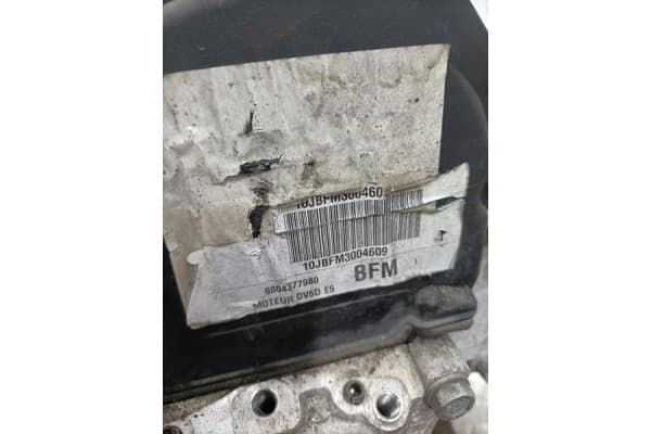 Motor Peugeot 208 1.6 e-HDi 13 R 9670451280 usado 4