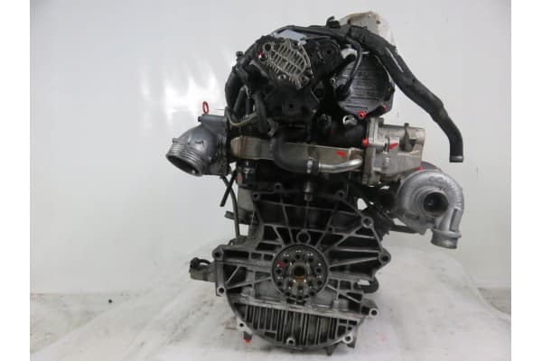 Motor diésel Volvo S60 2.4 D5 D5244T usado 3