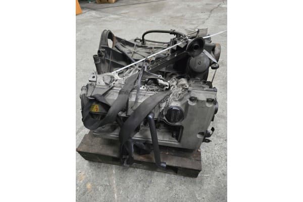 Motor Mercedes-Benz Clase C W202 M111 usado 6