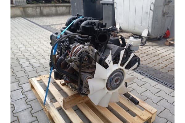Motor Ford R07715799 4.0 V6 156kW usado 3