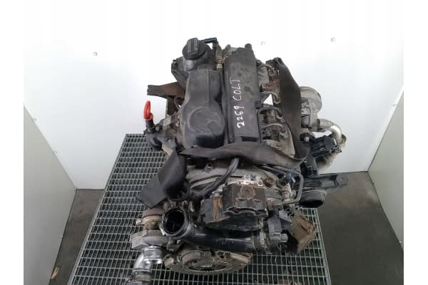 Motor Mitsubishi Colt VI 1.5 Di-D 639939 usado 3